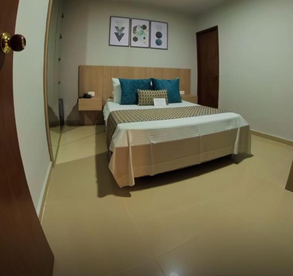 普拉多34号韦斯特酒店 布卡拉曼加 外观 照片